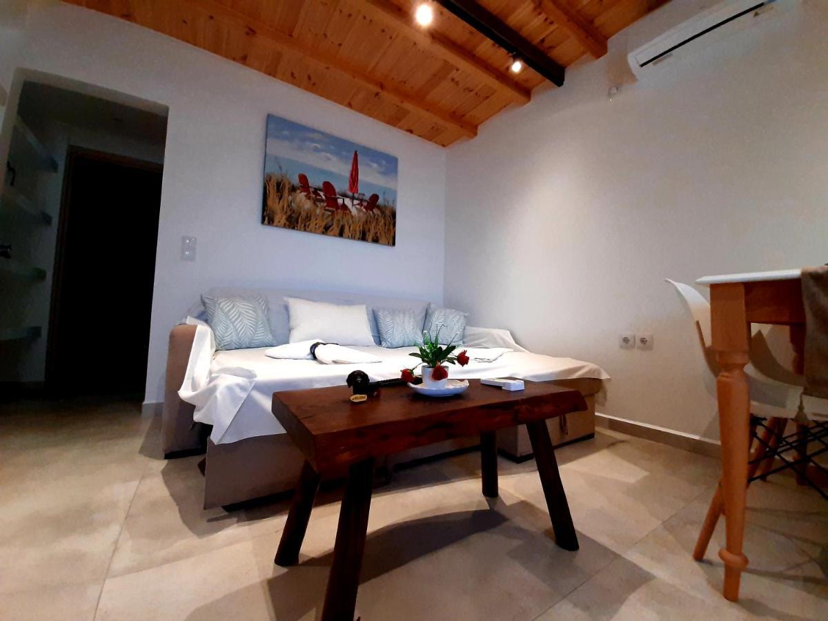 Blue View Villa Apartment #3 With Jacuzzi Parasporos Exterior foto